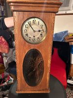 Sehr schöne Antike Wanduhr mit Pendel ( ca 60 Jahre Alt )