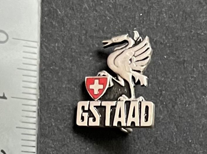 Swiss Placchette & Badge: Gstaad Ski Abzeichen/ original Vintage Original – Usato da Ostermundigen venduto da DaxKarten-75