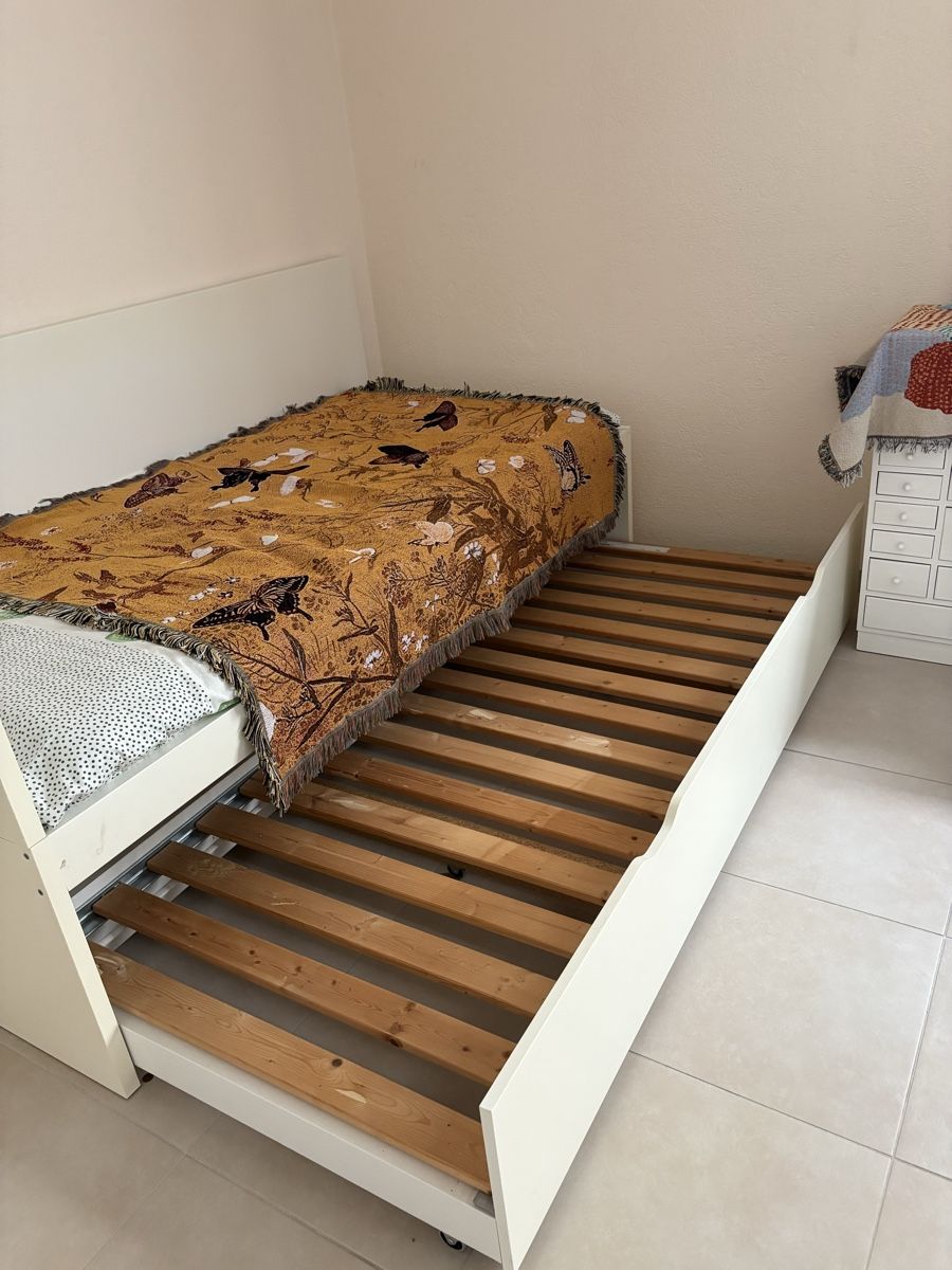 Ikea Betten: IKEA bed white 90x200cm. – Gebraucht aus Perroy von san_jxr8 2