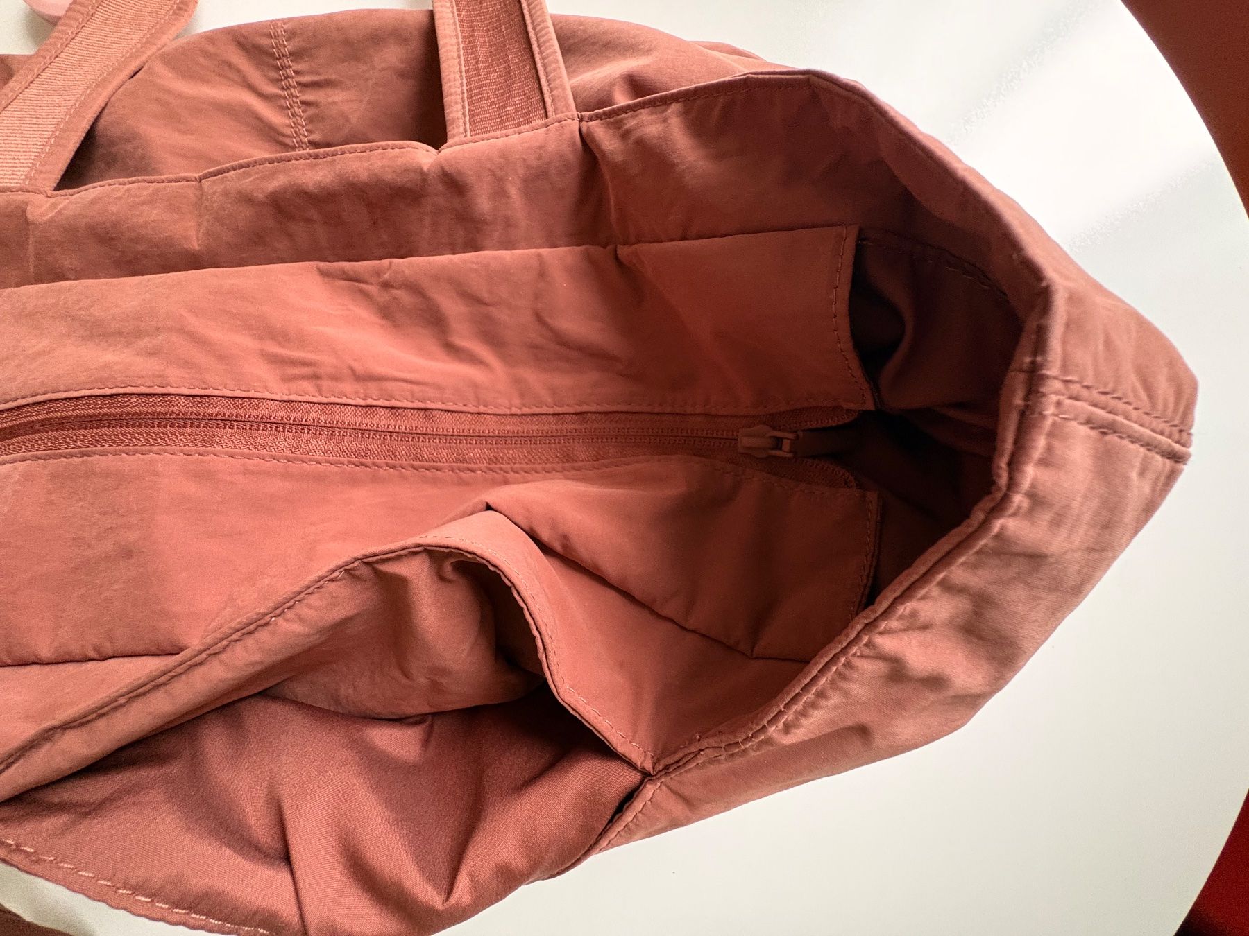 Oysho Borse da donna: Oysho Tasche gross rosé – Usato da Lausanne venduto da kasiabkasiab 2