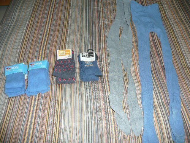 Lotti & Set di vestiti: Kleiderpaket Socken – Nuovo e nell'imballaggio originale da Zug venduto da falama 2