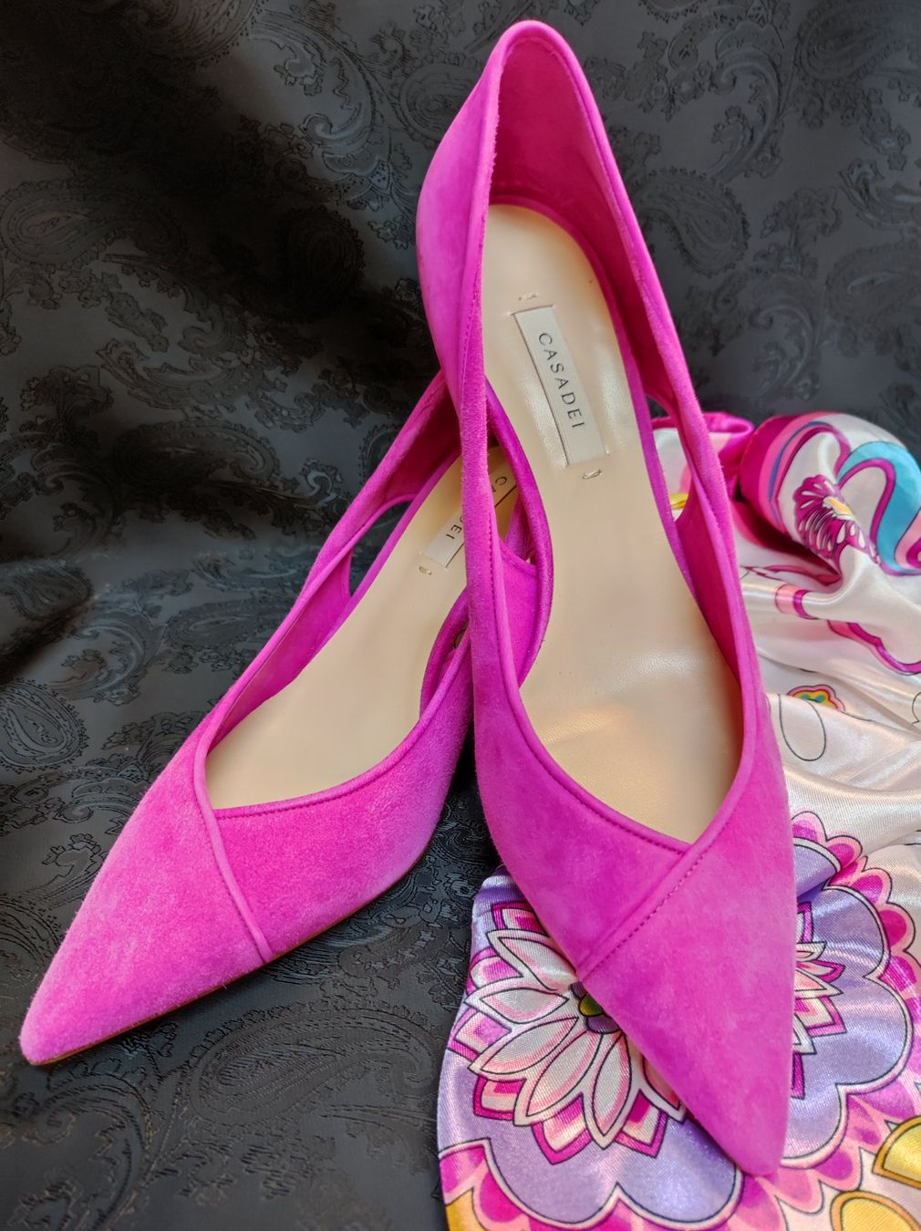 Casadei Scarpe da donna: Casadei Pums 38,5 Fuchsia echtes Wildleder – Nuovo (secondo la descrizione) da Rüfenach AG venduto da Nanisa777