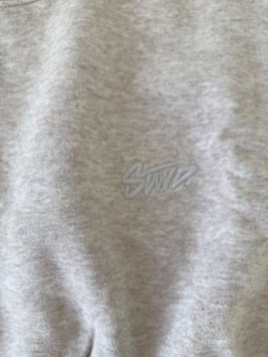 Pull&Bear Pulls & Sweat-shirts: PULL&BEAR Pullover graurosa – Neuf avec emballage d'origine à Galgenen par user987 2