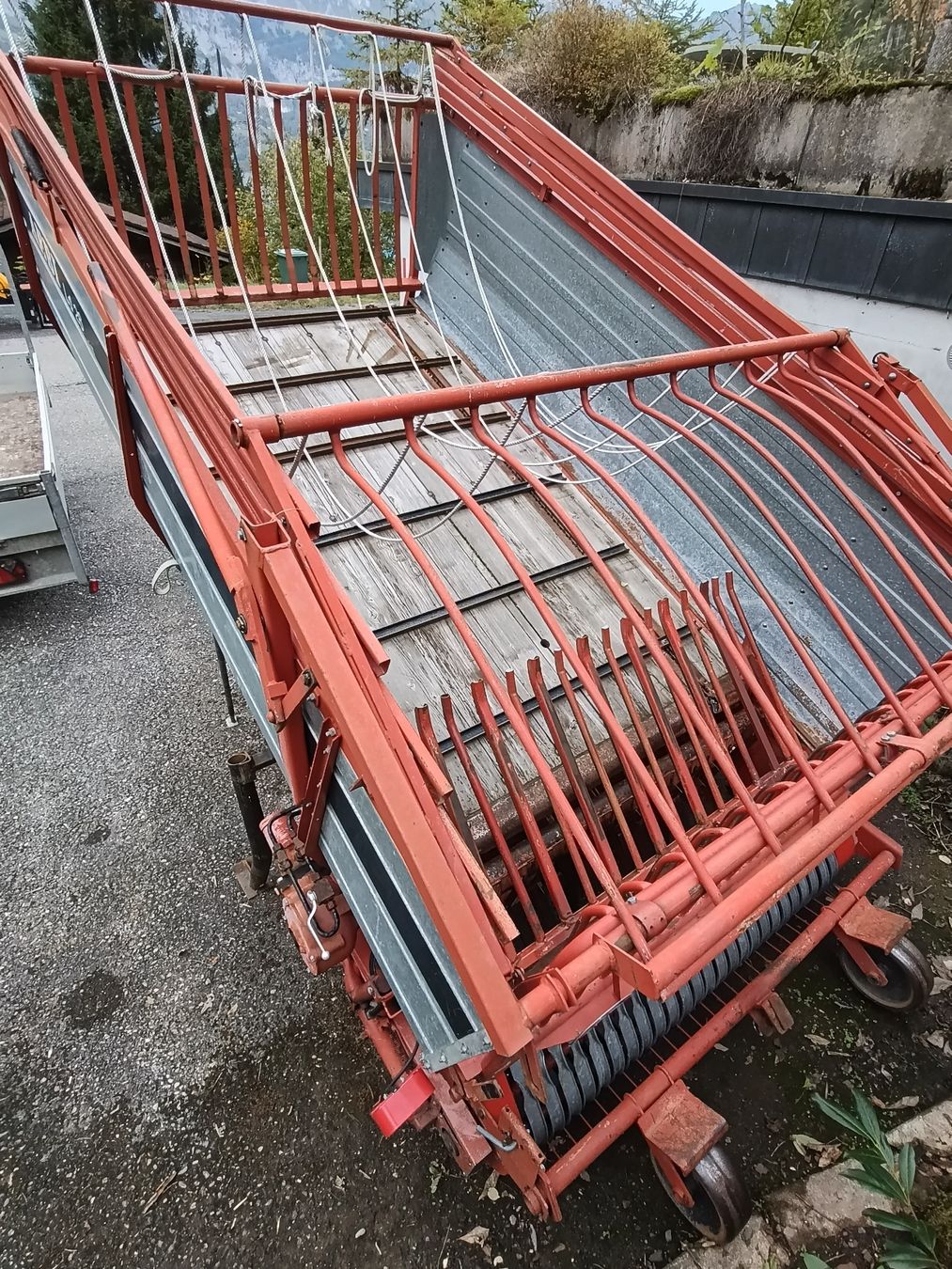Aebi Tutte le macchine: Heuladegerät Ld 26 zu Aebi Tp45 – Usato da Oberterzen venduto da JoeM02 1