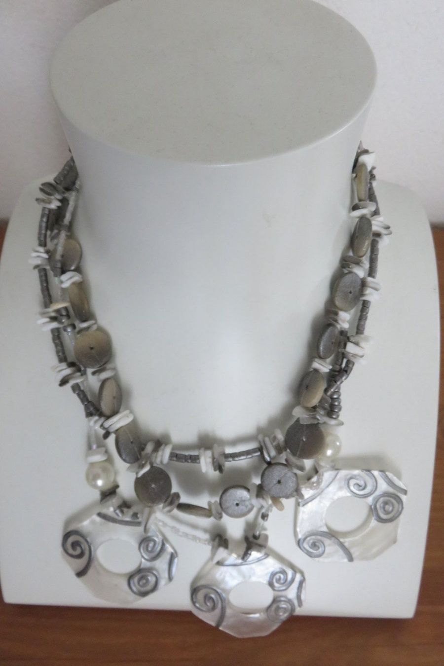 Catenine: collier – Usato da Fribourg venduto da monca