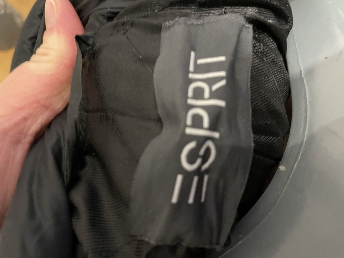 Esprit Cappotti: Mantel von Esprit, Grösse L, Grau, mit Kapuze – Usato da Aristau venduto da cherry-berry 4