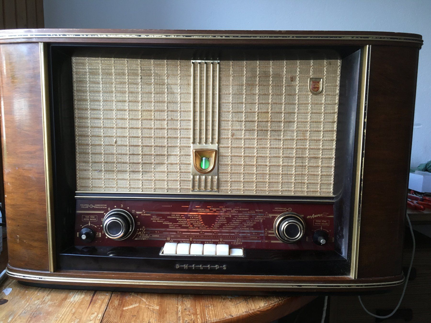 Philips Radios: Röhrenradip Philips BX 653A 16 – Gebraucht aus Adligenswil von