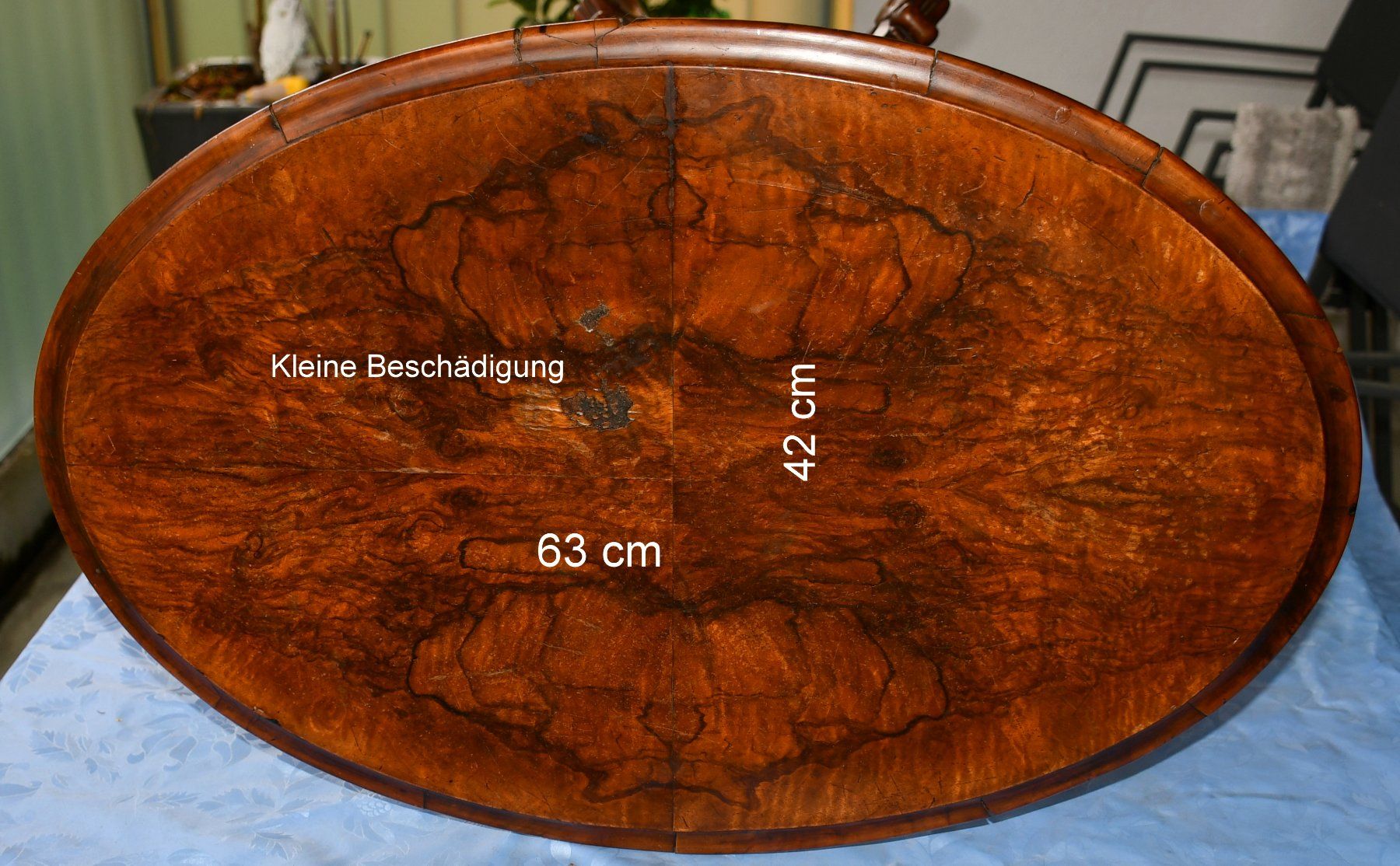 Tische: Antike Beistelltisch 72 cm – Gebraucht aus Rotkreuz von salsanera
