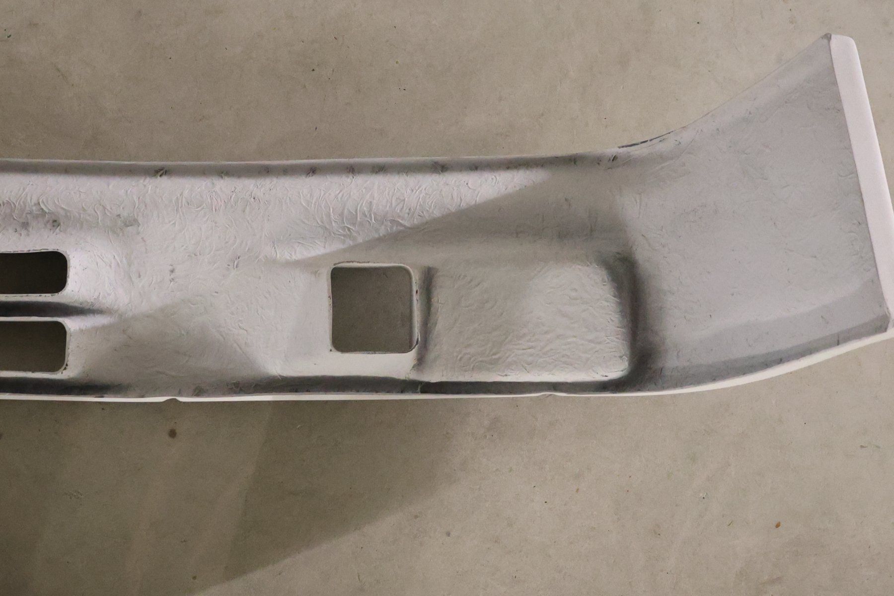 Tutti pezzi di ricambio auto: GFK Frontspoiler 3er BMW E30 mit Nebelscheinwerfern – Nuovo (secondo la descrizione) da Moosseedorf venduto da Illy22 6