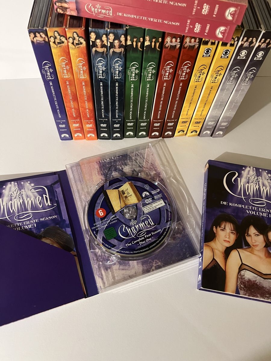 Alle DVDs: Charmed - Komplette Serie  – Neu (gemäss Beschreibung) aus Rupperswil von sige82 5
