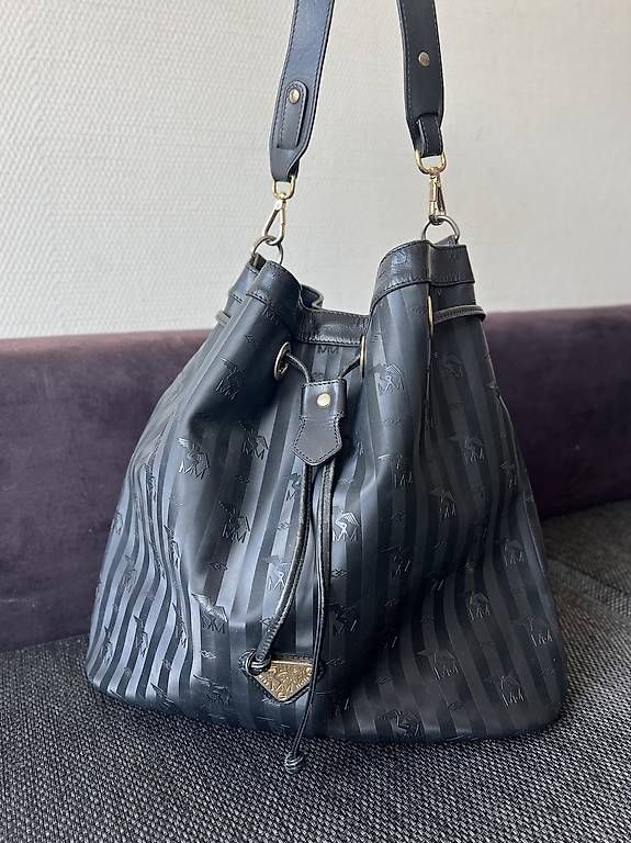 Sacs femmes: Maison Mollerus Tasche  – D'occasion à Wädenswil par charmicss