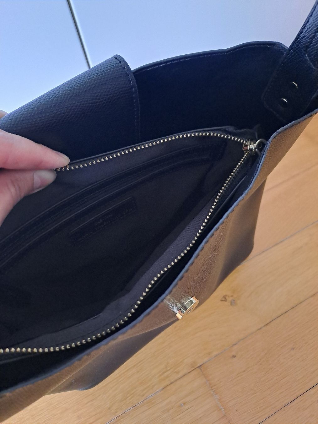Valentino Taschen für Damen: Handtasche – Neu (gemäss Beschreibung) aus Stettlen von cas_zzk7 3
