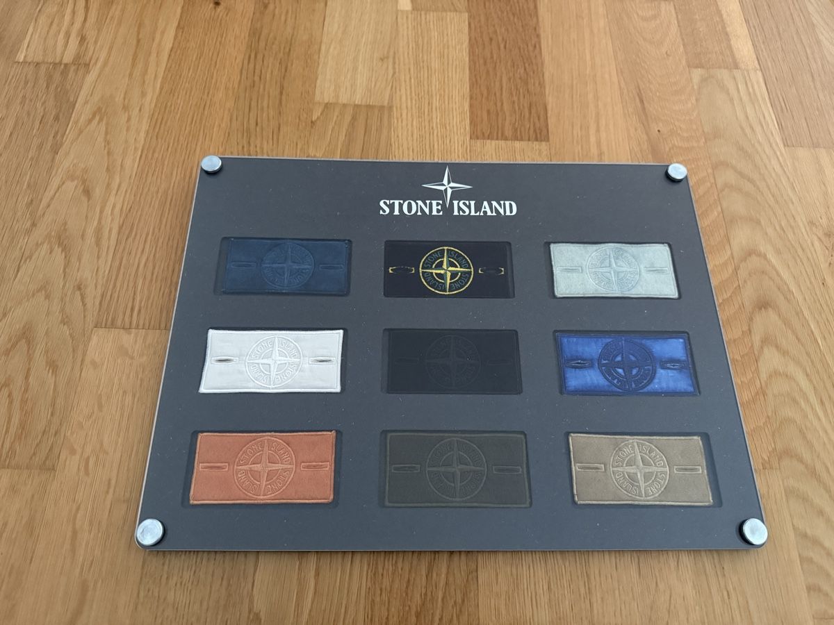 Poster & Bilder: Stone Island Liebhaber Bild – Einzigartig – Neu (gemäss Beschreibung) aus Recherswil von Noname1