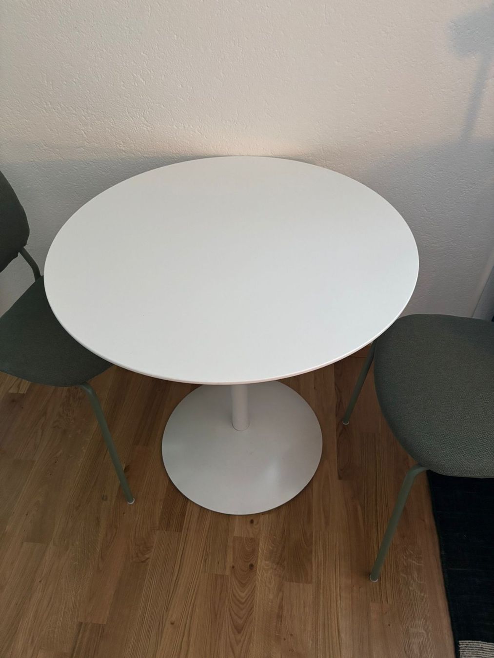 Tavoli: Rundtisch Weiss Durchmesser 75cm neuwertig – Usato da Bern venduto da leo_e