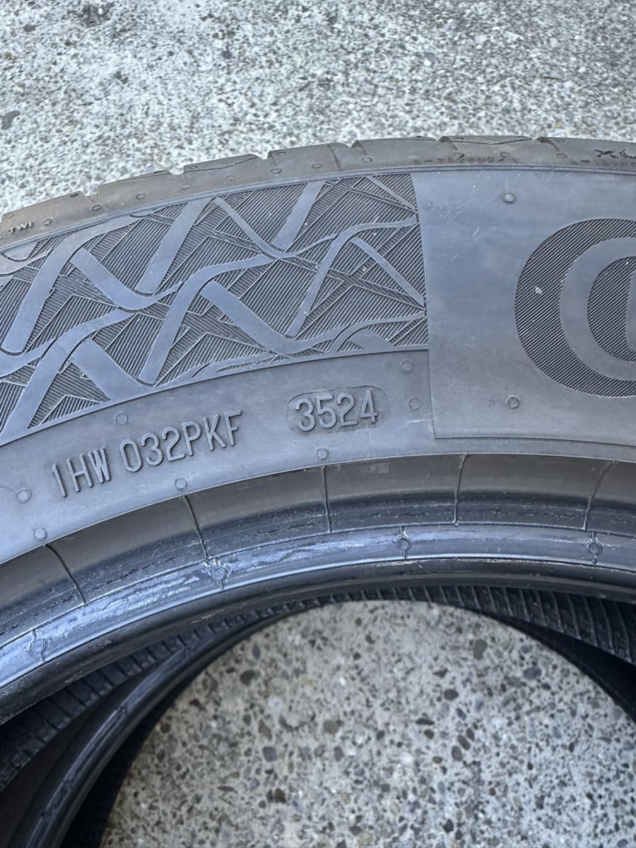 Pneus & Roues: 2 x 215 / 60 R17 Continental  – D'occasion à Bronschhofen par -BeeN- 6