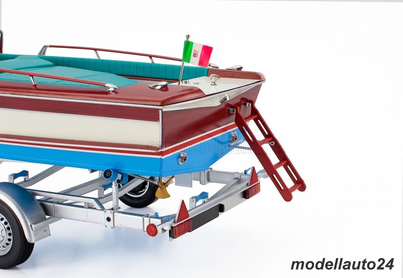 Modellini d'auto: Bootsanhänger mit Riva-Junior Boot 1966 / Mitica 1:18 – Nuovo e nell'imballaggio originale da Seuzach venduto da Modellauto24 4