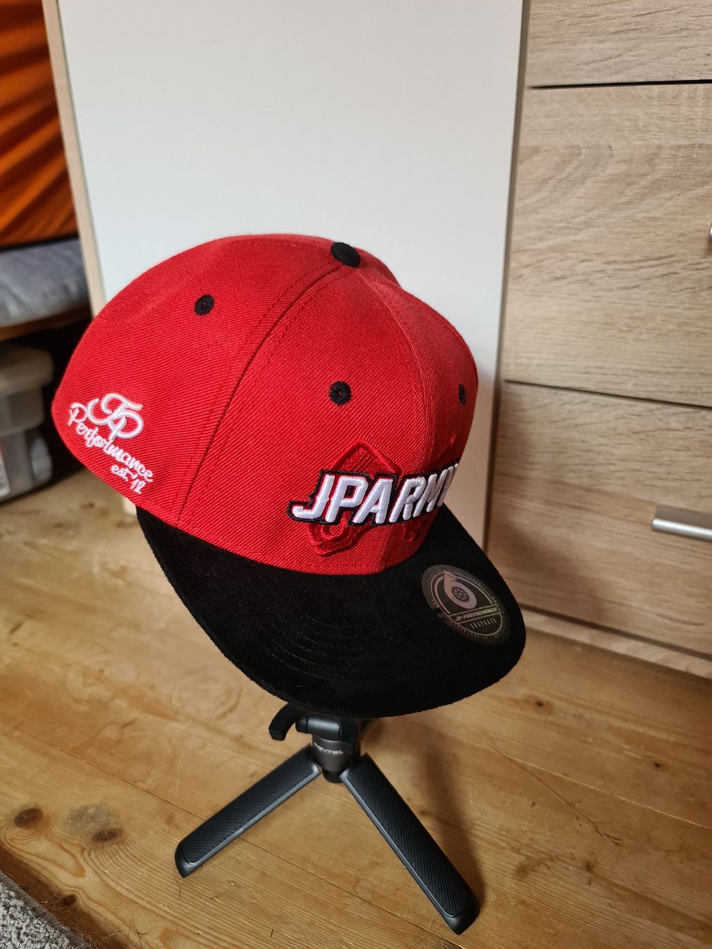 Sonstige Kleidung & Accessoires: JP Performance Cap, rot/schwarz, Guter Zustand! – Gebraucht aus Disentis/Mustér von WRX.STI.14 1