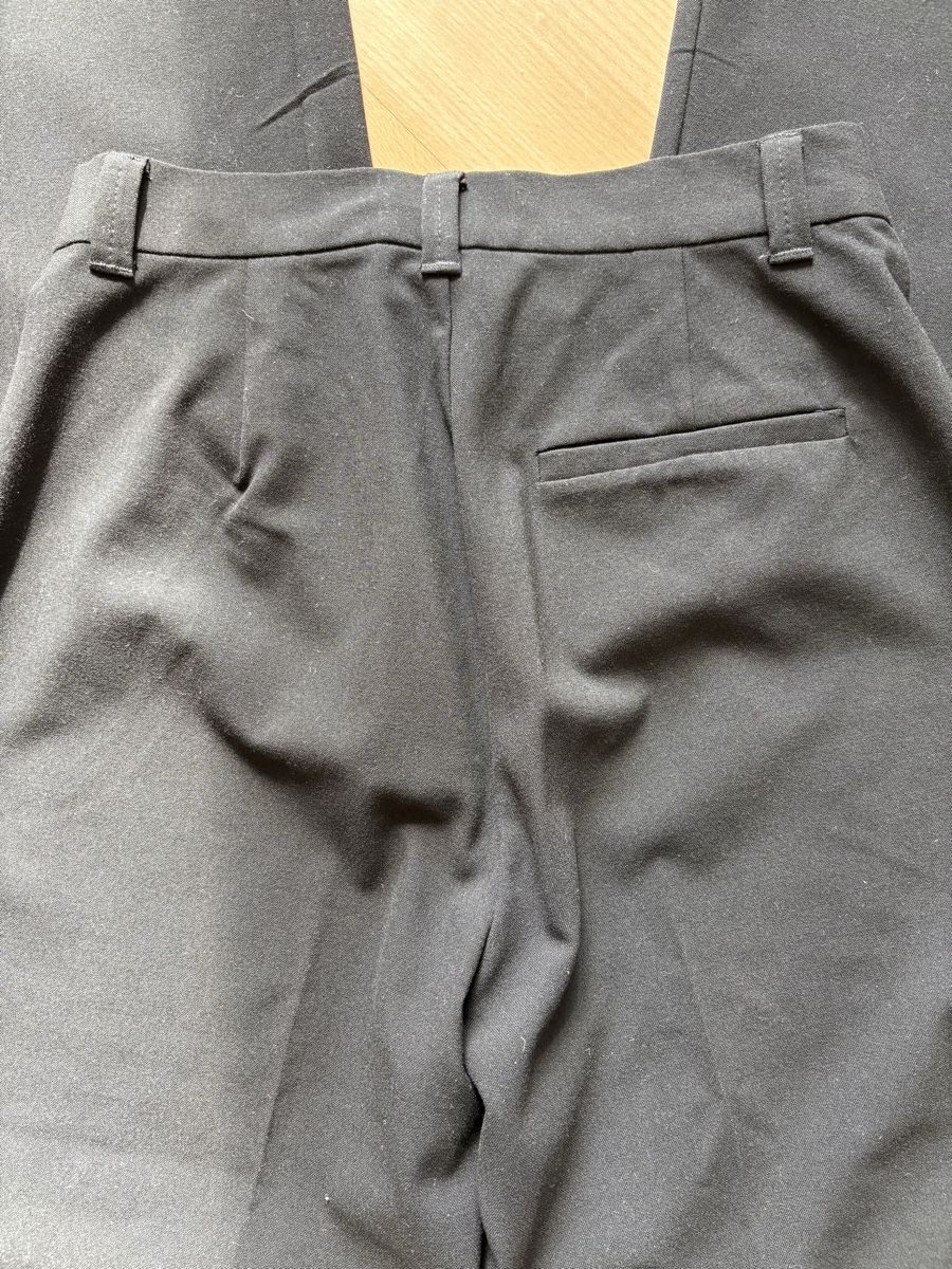 Pull&Bear Pantaloni: STOFFHOSE PULL AND BEAR – Usato da Bern venduto da julian.k97 2