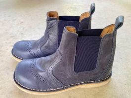 NEU Leder Stiefeletten Chelsea Boots PomPom Gr 33 dunkelblau
