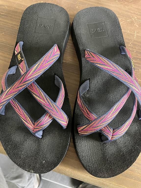 Damenschuhe: Tewa Sandalen 37 – Gebraucht aus Langnau i. E. von pia_5nlf