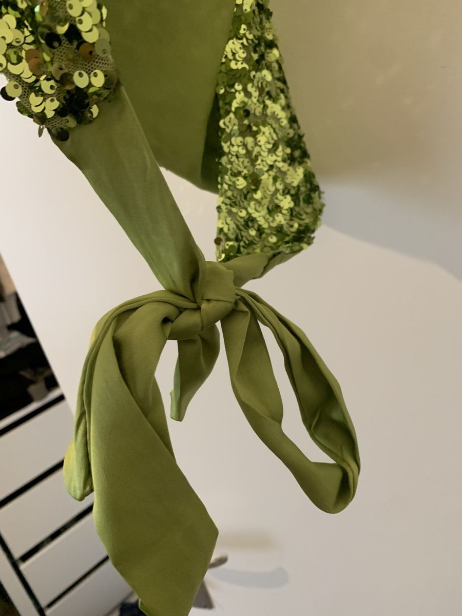 Tops: Haut vert à paillettes – Gebraucht aus Prangins von val_2c72 1