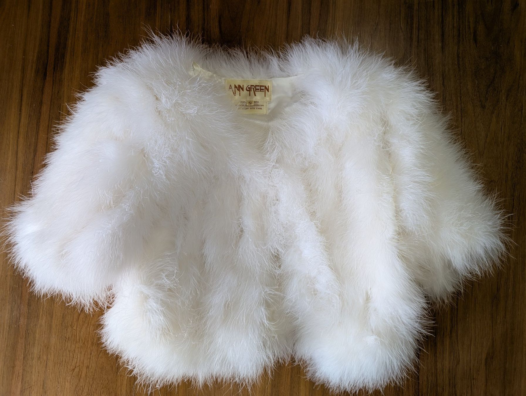 Giacche: Brautjacke mit richtigen Federn - Grösse S – Usato da Steinmaur venduto da compura49