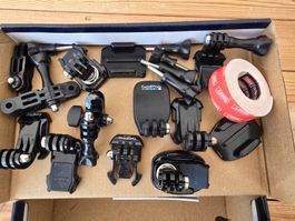 GoPro umfangreiches Sortiment an Halterungen