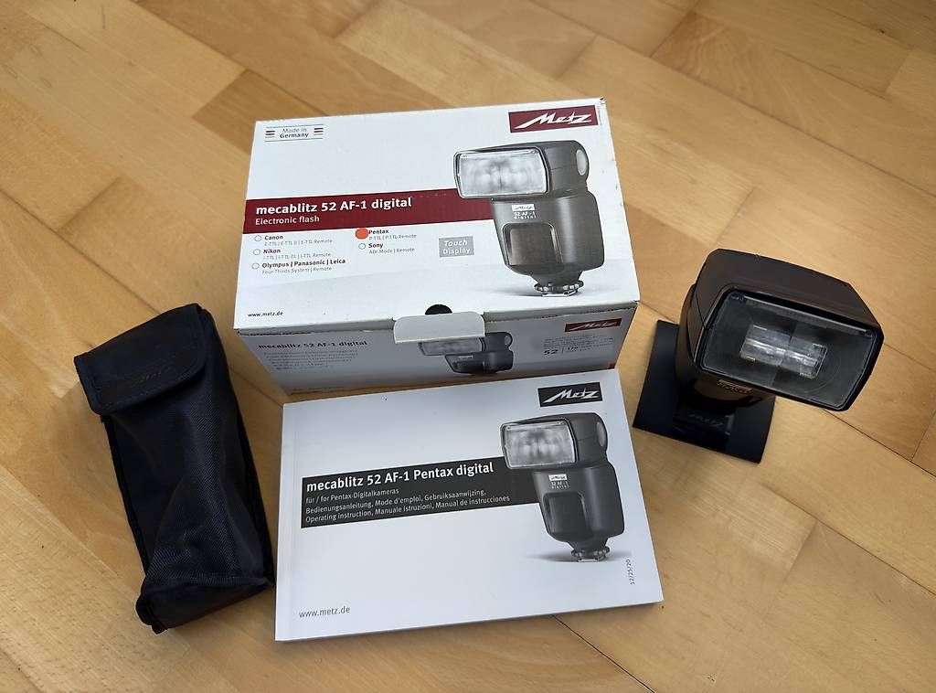 Flash: Metz: Mecablitz 52 AF-1 digital für Pentax  – Usato da Zäziwil venduto da Megagigageil