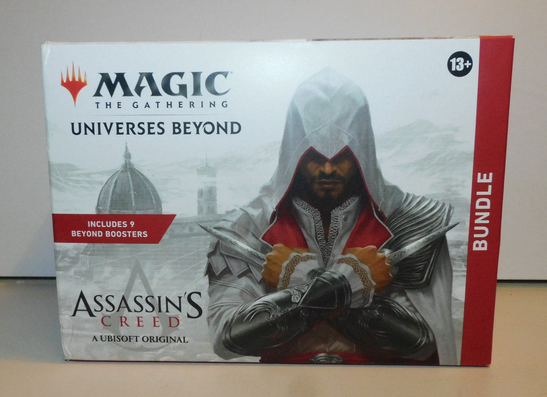 Magic The Gathering Carte collezionabili: MTG Bundle Universes Beyond Assassins Creed Bundle 2024  EN – Usato da Sursee venduto da 76
