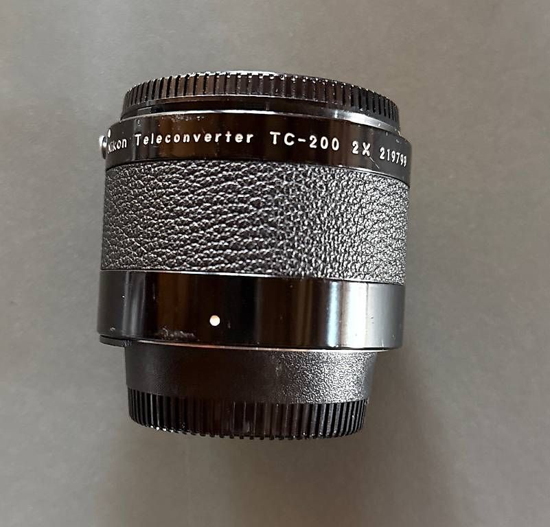 Obiettivi: Nikon tc-200 tele converter  – Usato da Kappel am Albis venduto da simbiosi