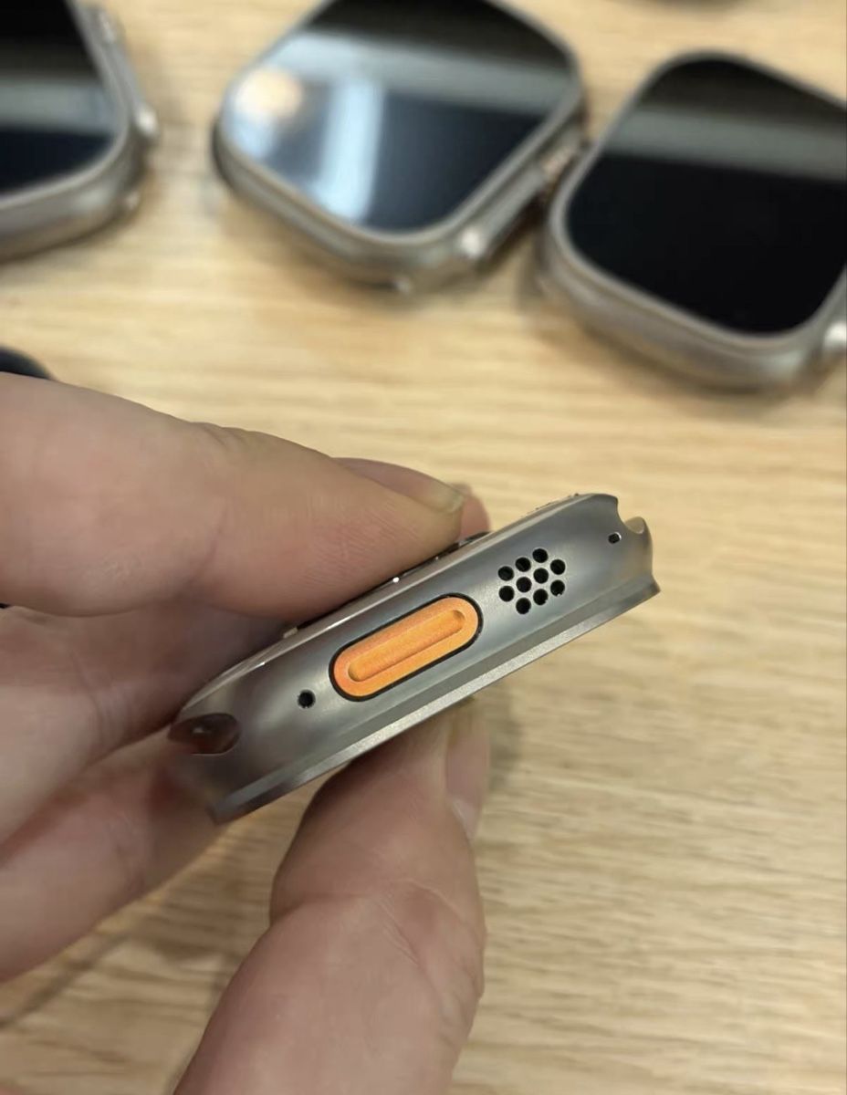 Apple Smartwatch: Apple Watch Ultra 2  – Neu (gemäss Beschreibung) aus Yverdon-les-Bains von con_5qmg 8