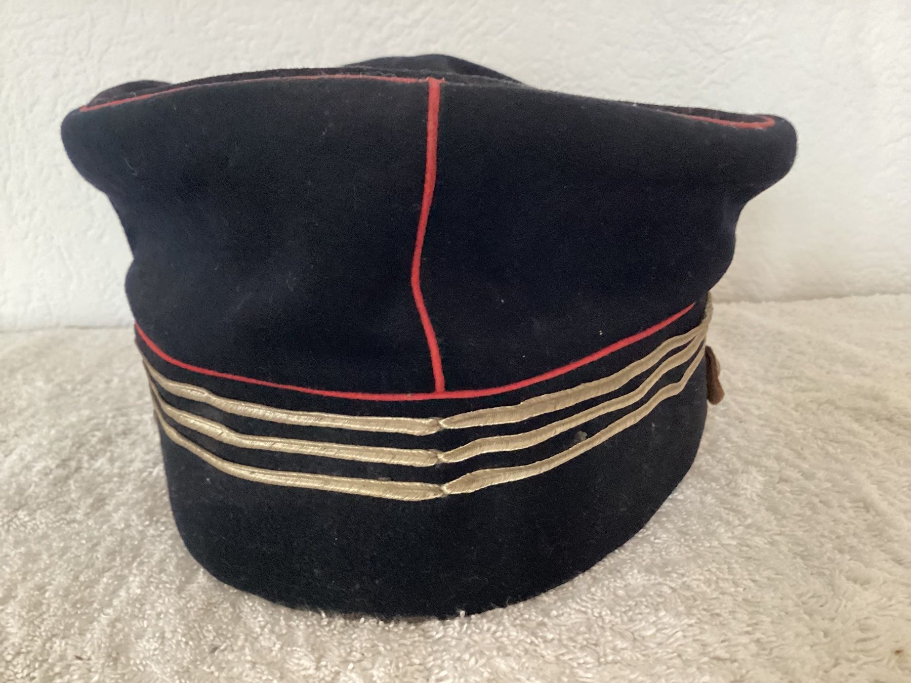 Schweizer Armee Uniformi: Casquette capitaine infanterie 1898 – Usato da Vouvry venduto da marius09 2