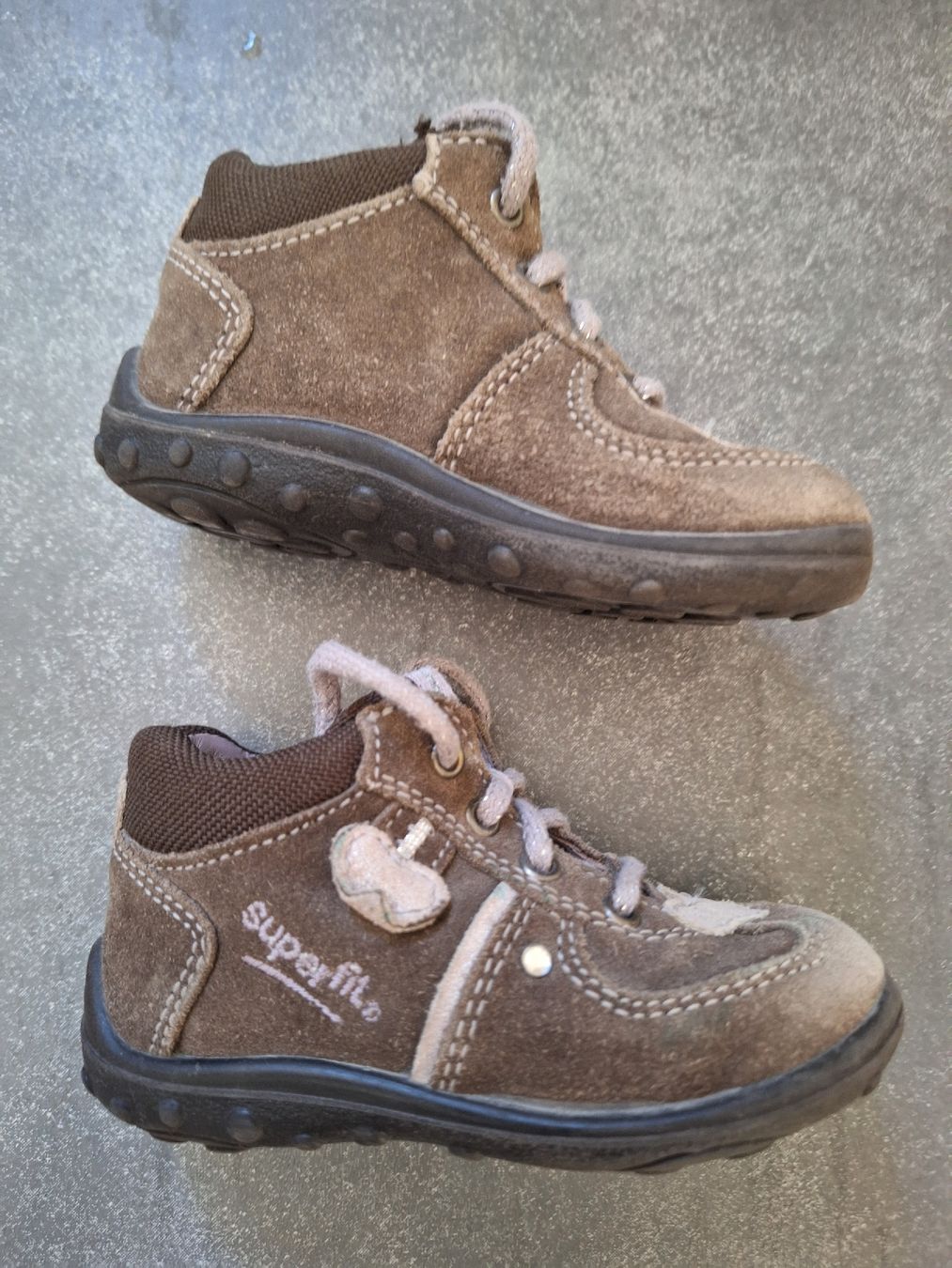 Superfit Scarpe per ragazze: Halbschuhe von Superfit, Grösse 21 – Usato da St.Gallen venduto da dajo0809 1