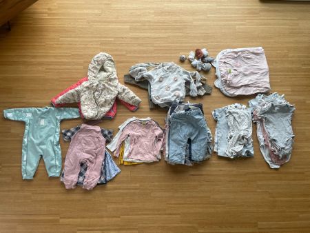 Babykleider Paket, Grösse 86, Mädchen, 63-teilig