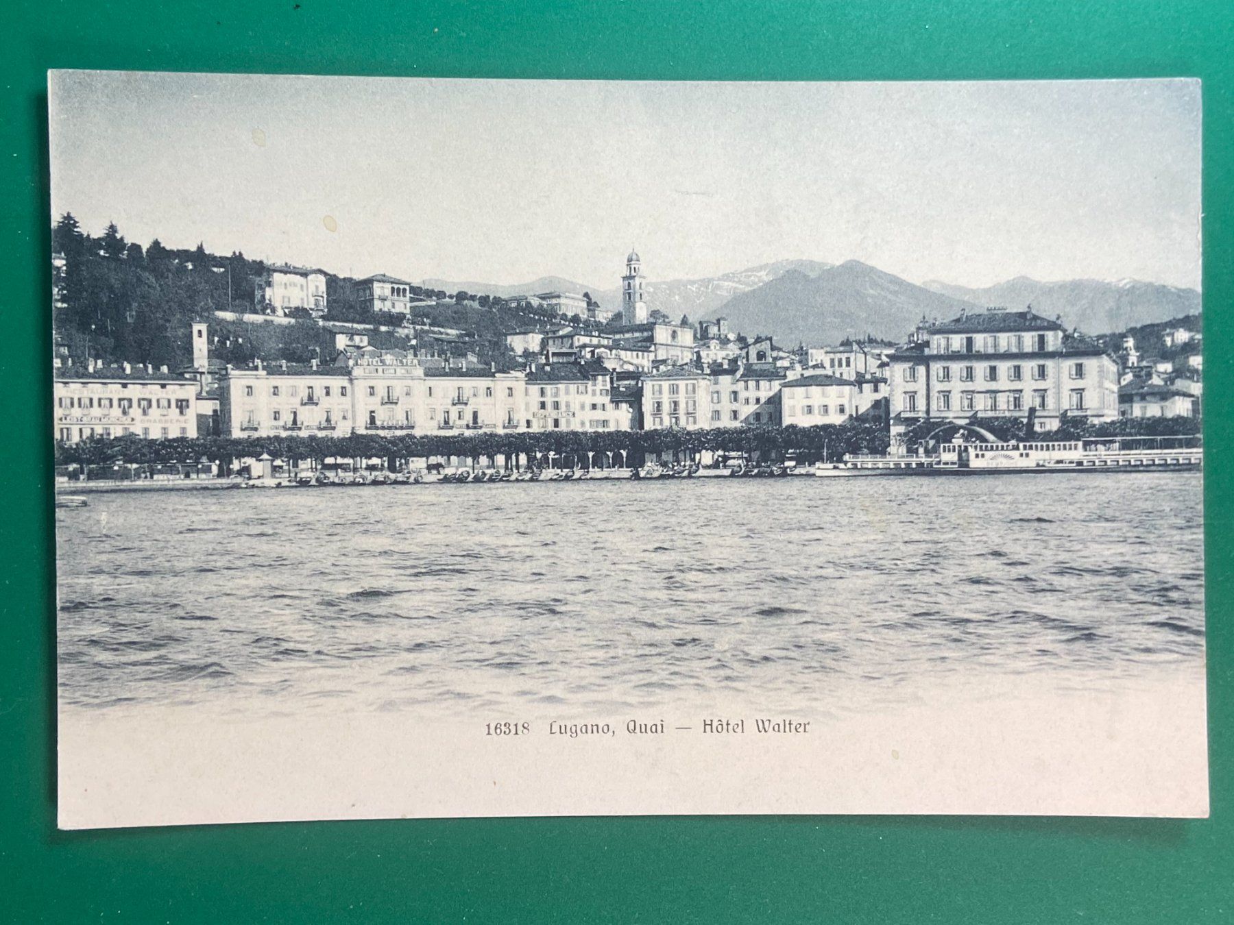 Cartes postales: Lugano - Quai - Hotel Walter – D'occasion à Steg VS par _vinci_