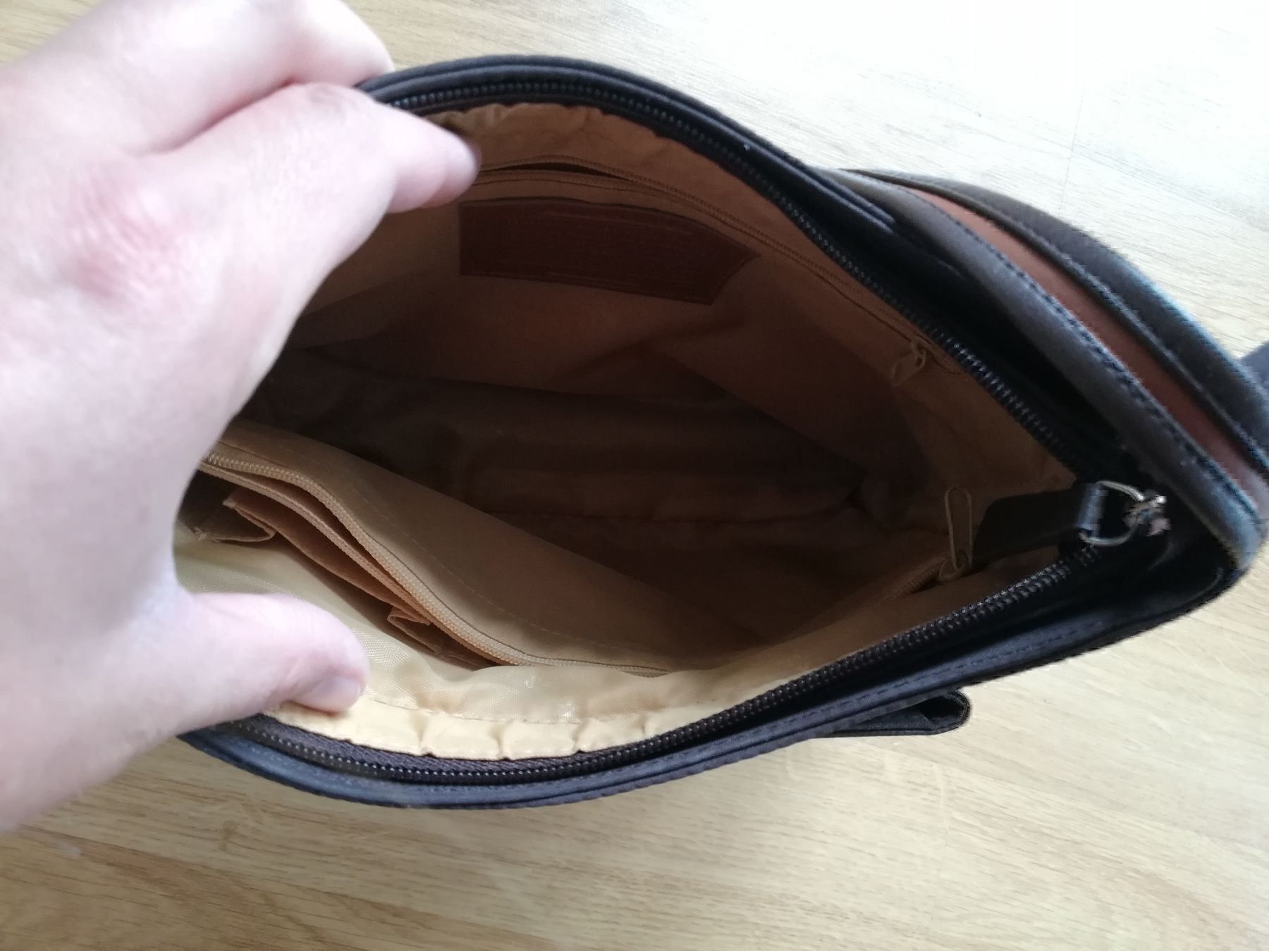 Sacs femmes: Braune Handtasche – D'occasion à Büttikon AG par Amineah 6