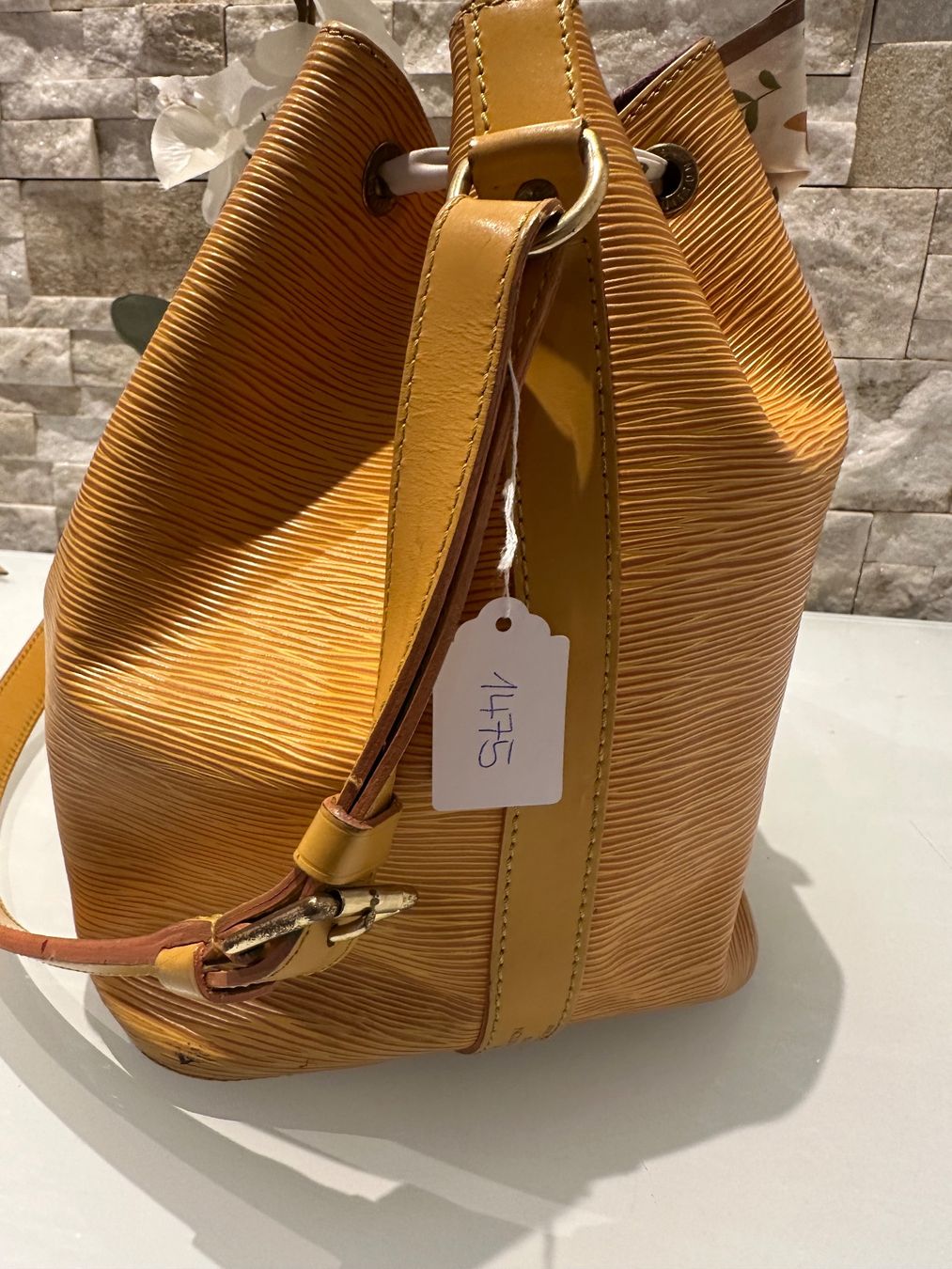 Louis Vuitton Borse da donna: Louis Vuitton Petit Noe gelb - Nr. 1475 – Usato da Hittnau venduto da LuxAndMore 3