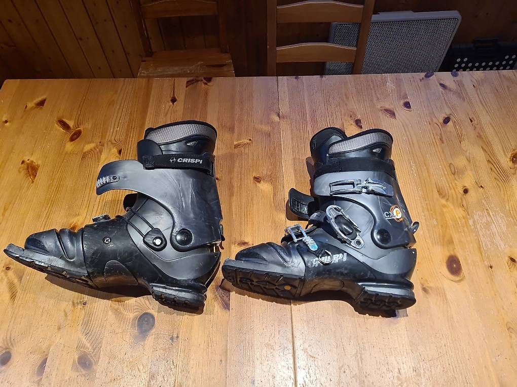 Herrenschuhe: Chaussures de télémark, pointure 44 – Gebraucht aus Châtel-St-Denis von max_fri 1