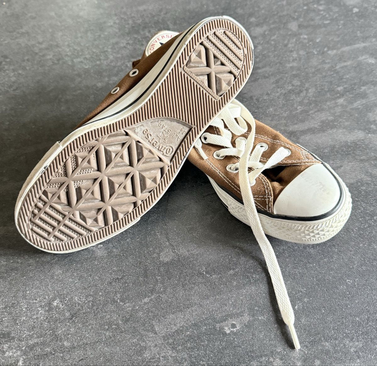 Converse Chaussures hommes: CONVERSE SNEAKER – D'occasion à Pfungen par glittergirl9 2