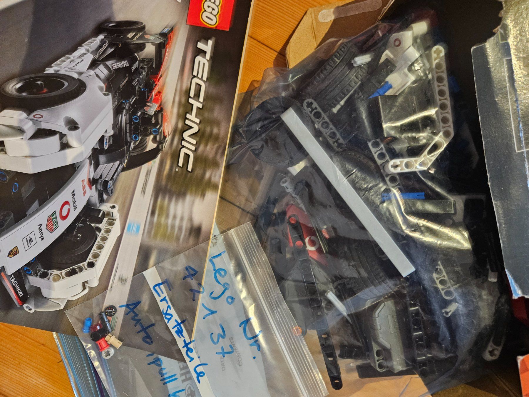 Lego Jeux de construction: Lego technic 42137, pull back, Porsche – D'occasion à Rifferswil par fle_5nqr 1