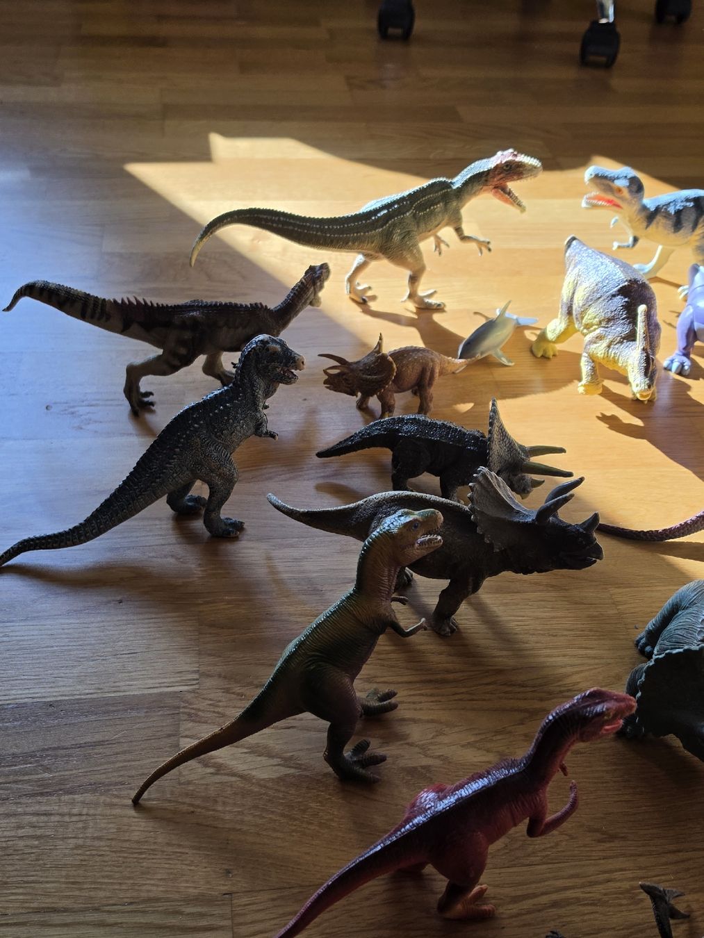Giocattoli: Viele Dinos – Usato da Birmensdorf ZH venduto da eva_9hvs 1