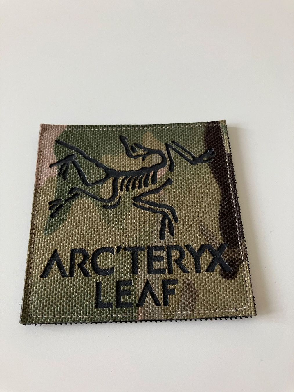 Toppe: Un patch Arc'teryx Leaf + 2 autres – Usato da Neuchâtel venduto da Luta80 4