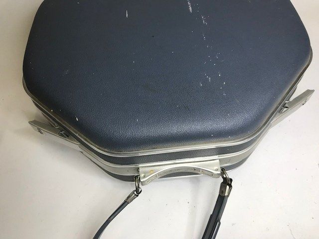Valises de voyage: graues Beauty Case 70er 8-eckig – D'occasion à Zürich par gigimai67 4