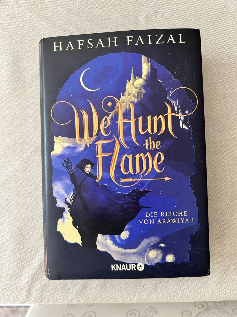 Bücher: We Hunt The Flame - Deutsch  – Gebraucht aus Dättwil AG von fio_d76l