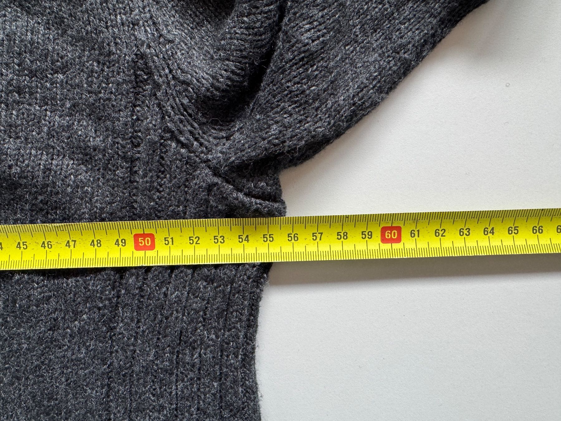 Gap Maglioni & Felpe: Vintage Y2K GAP pullover MEN Sz L – Usato da Neuchâtel venduto da _Easy_to_Find_ 4