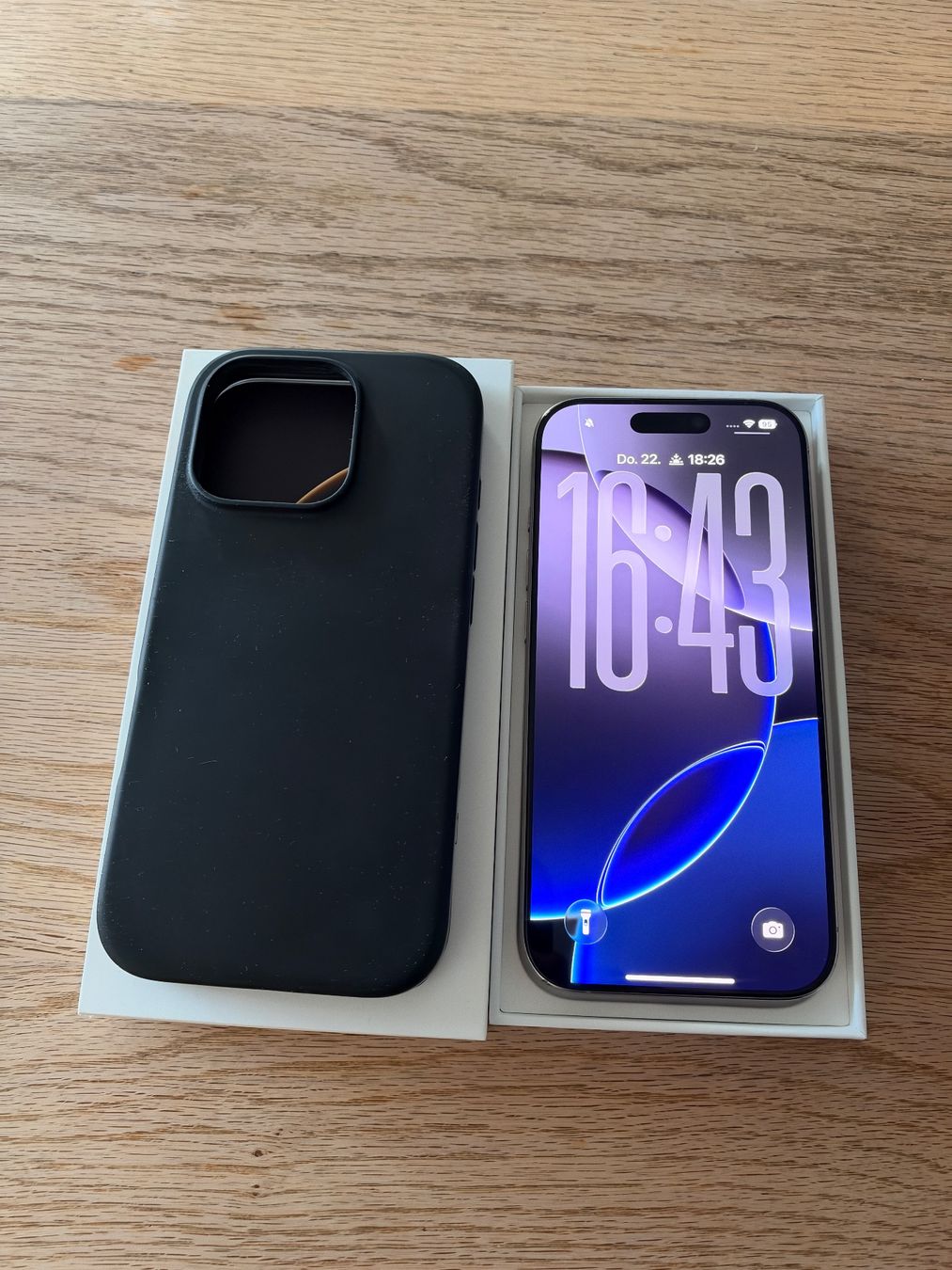 Apple Telefoni cellulari / Smartphones: iPhone 16 Pro – Usato da Ennetbürgen venduto da GreatBarrierIsland 3