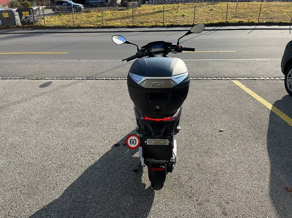 Piaggio Scooter: PIAGGIO 1 Active 60km/h Full Electric – Usato da Ascona venduto da vermentino 1