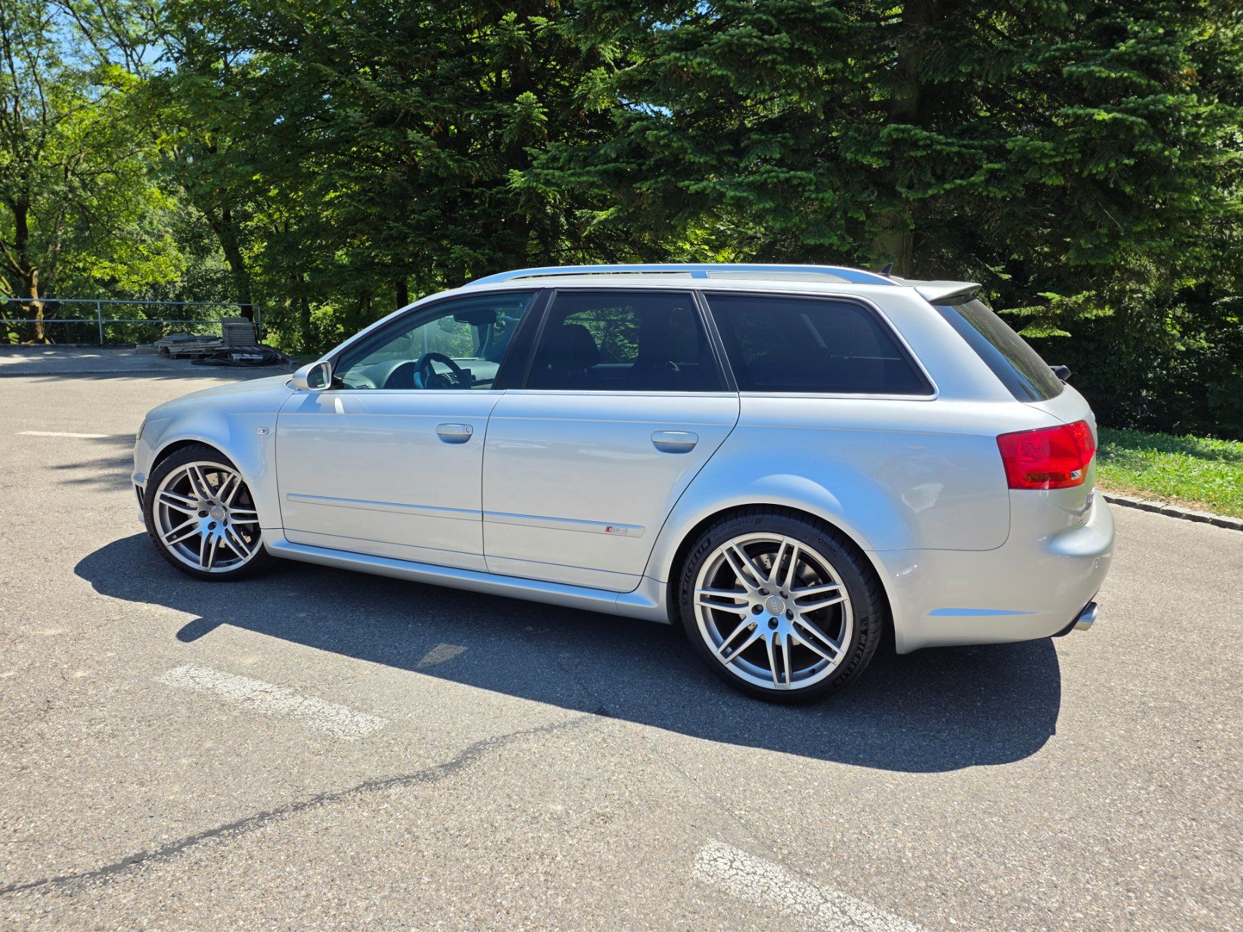 Audi Automobili: RS4 B7 Avant – Usato da Zürich venduto da LL94 4