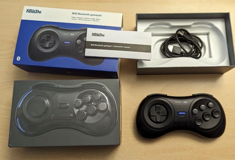 8BitDo M30 Black Bluetooth Gamepad (Neu (gemäss Beschreibung)) in für ...