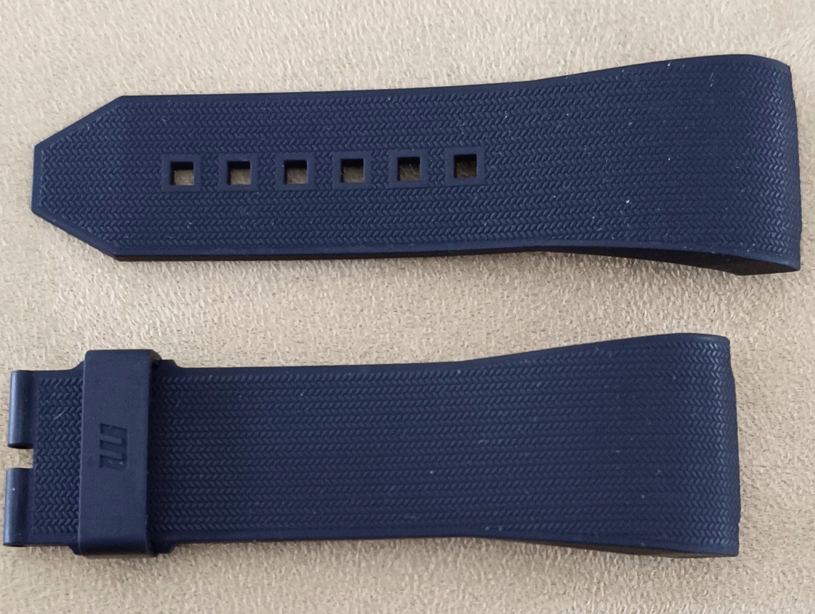 Bracciali & Braccialetti: Wyler Code " R "  Bracelet caoutchouc original – Nuovo (secondo la descrizione) da Sierre venduto da imaginations 3